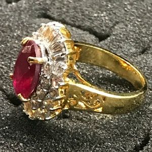Beautiful Redstone Golden Ring